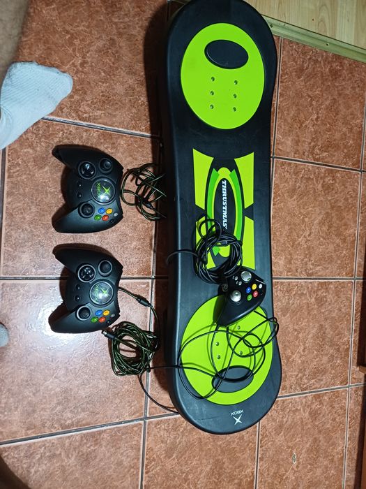 Skeatboard si manete Xbox