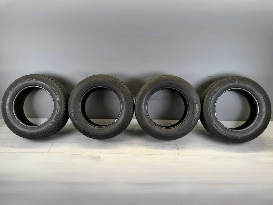 Anvelope 235/65 R17, iarna, Michelin, DOT 2017