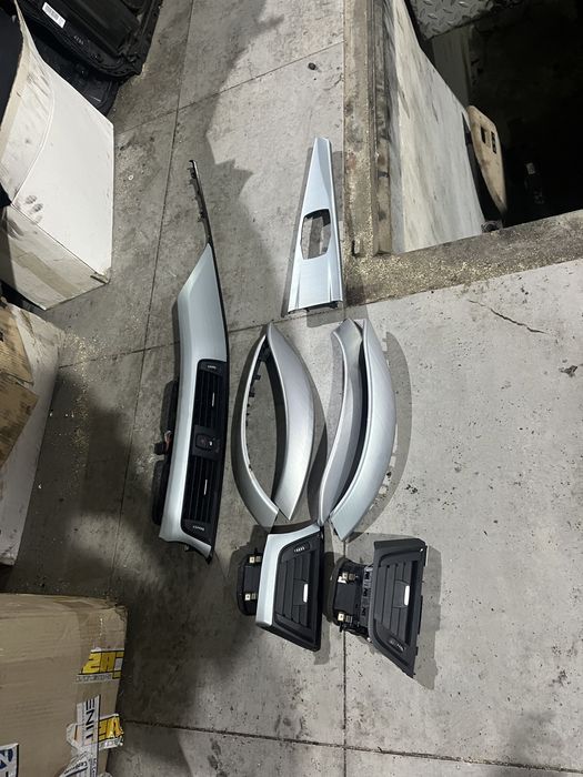 Интериорни лайстни бмв 3 ф30/31 ( interiorni laistni bmw f31 )