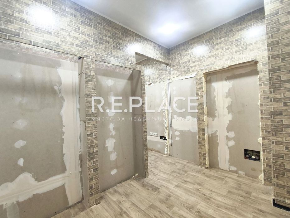 Дава се под наем Магазин в Варна, Автогара - 90 кв.м за 650 € - Снимка #4