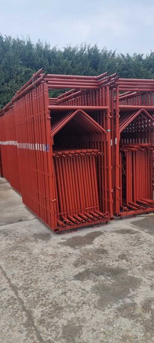 Vanzare schela metalica noua vopsita cu podina de 1,8m