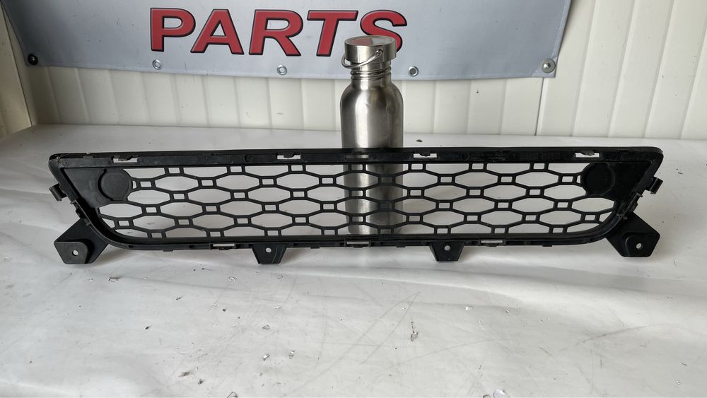 Решетка Volvo XC60