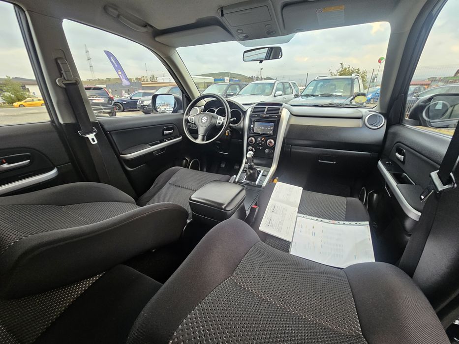 Suzuki grand vitara,2.0Benzina,4x4,Clima,Navi,Jante,Posibil Rate ***