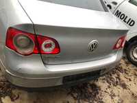 Bara spate Vw Passat B6 Berlina