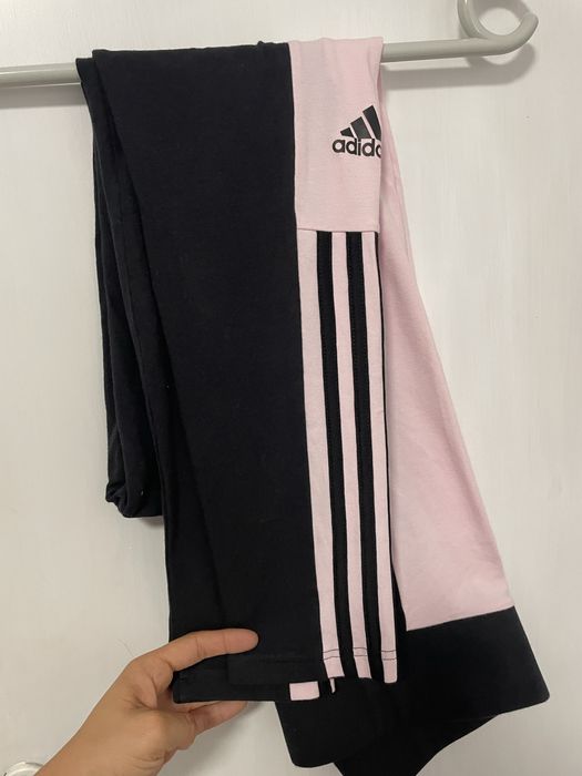 Клин-Адидас,черен с розово.