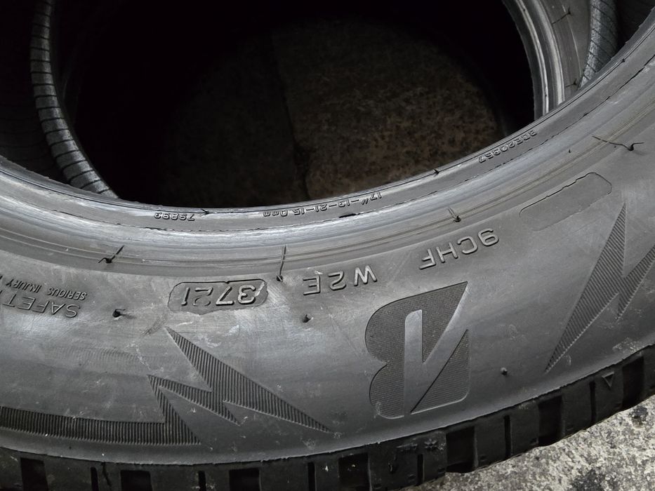 Bridgestone 205/55 R17 95V M+S iarnă