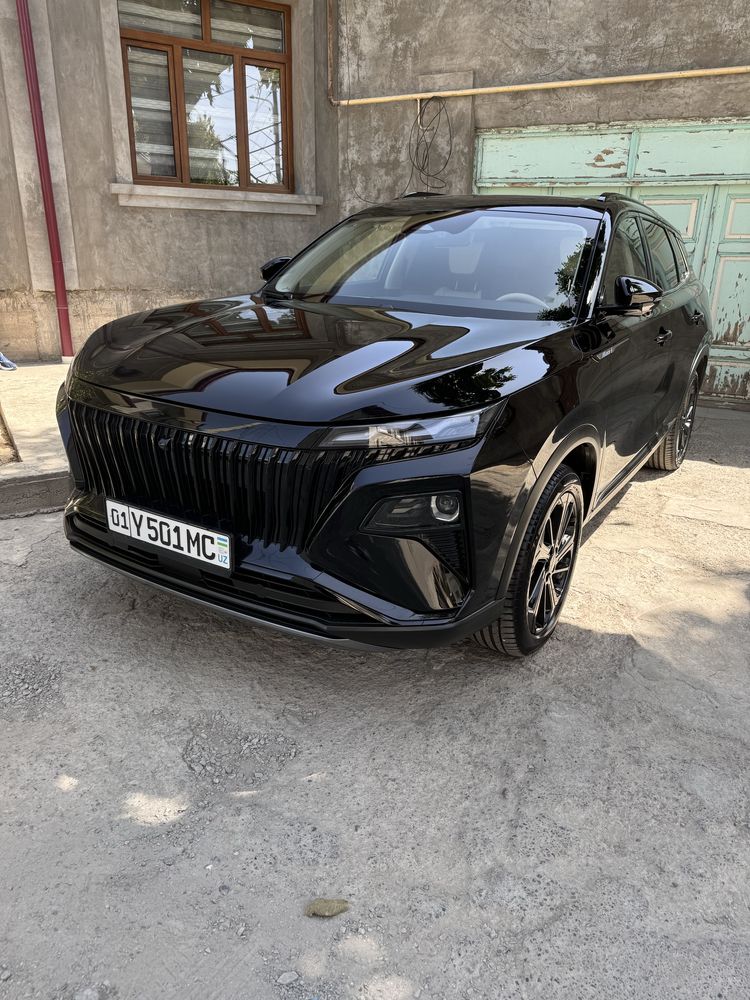 Dongfeng Aeolus Huge Hybrid