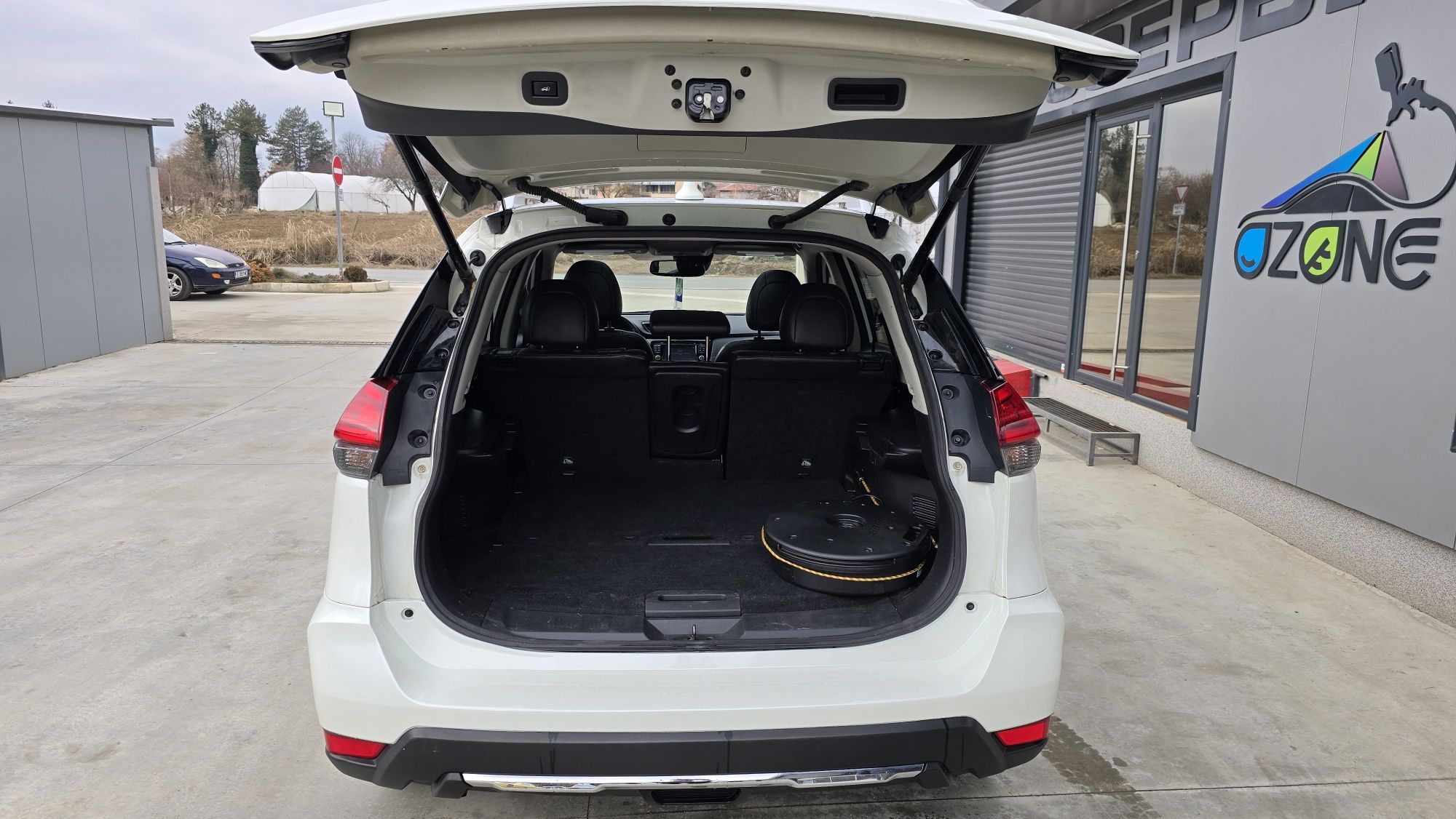 Nissan rogue x- treil 2017g SL с ГАЗ