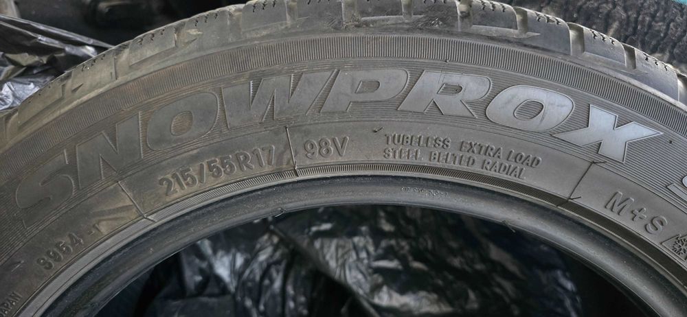Зимни гуми  TOYO 215/55 R17