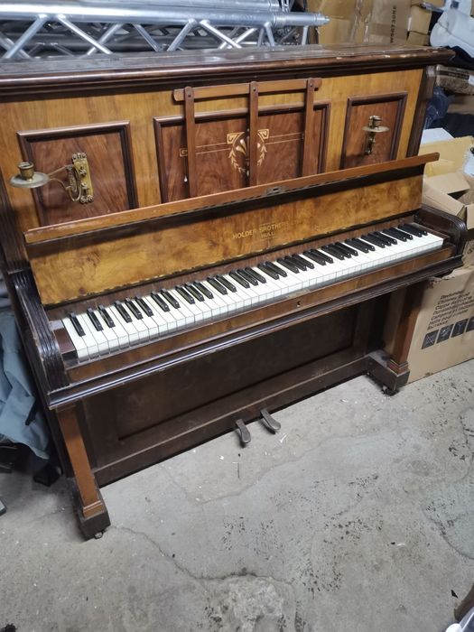 Pianina veche perfect functionala preț 1600 lei