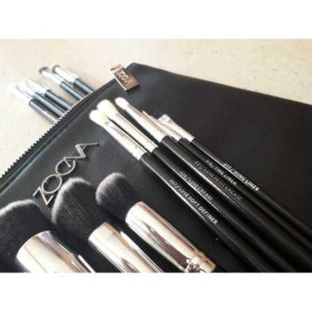 нов сет четки за грим Зоева 15бр с чантичка черно Zoeva brush set