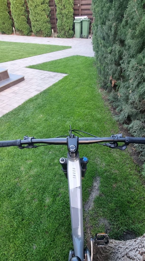 BICICLETA Full Suspension FOCUS THRON 6.8 2023  29 M