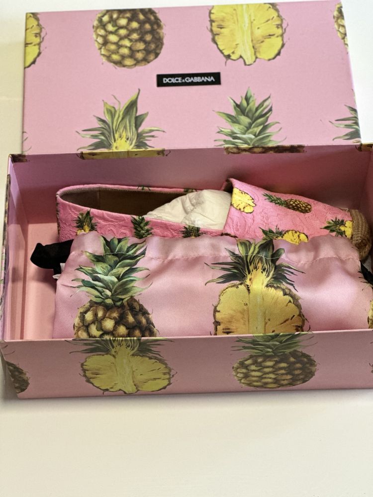 Dolce and Gabbana espadrilles последно намаление 300лв