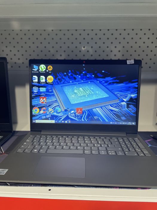 Lenovo в идеале Core 15!SSD 256Gb! O3У 12Gb!