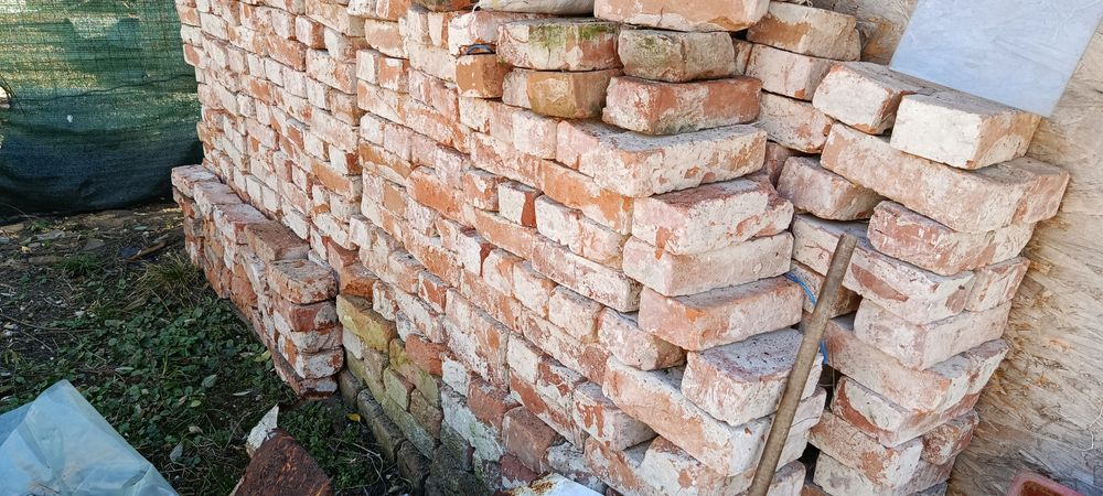 Cărămidă construcții