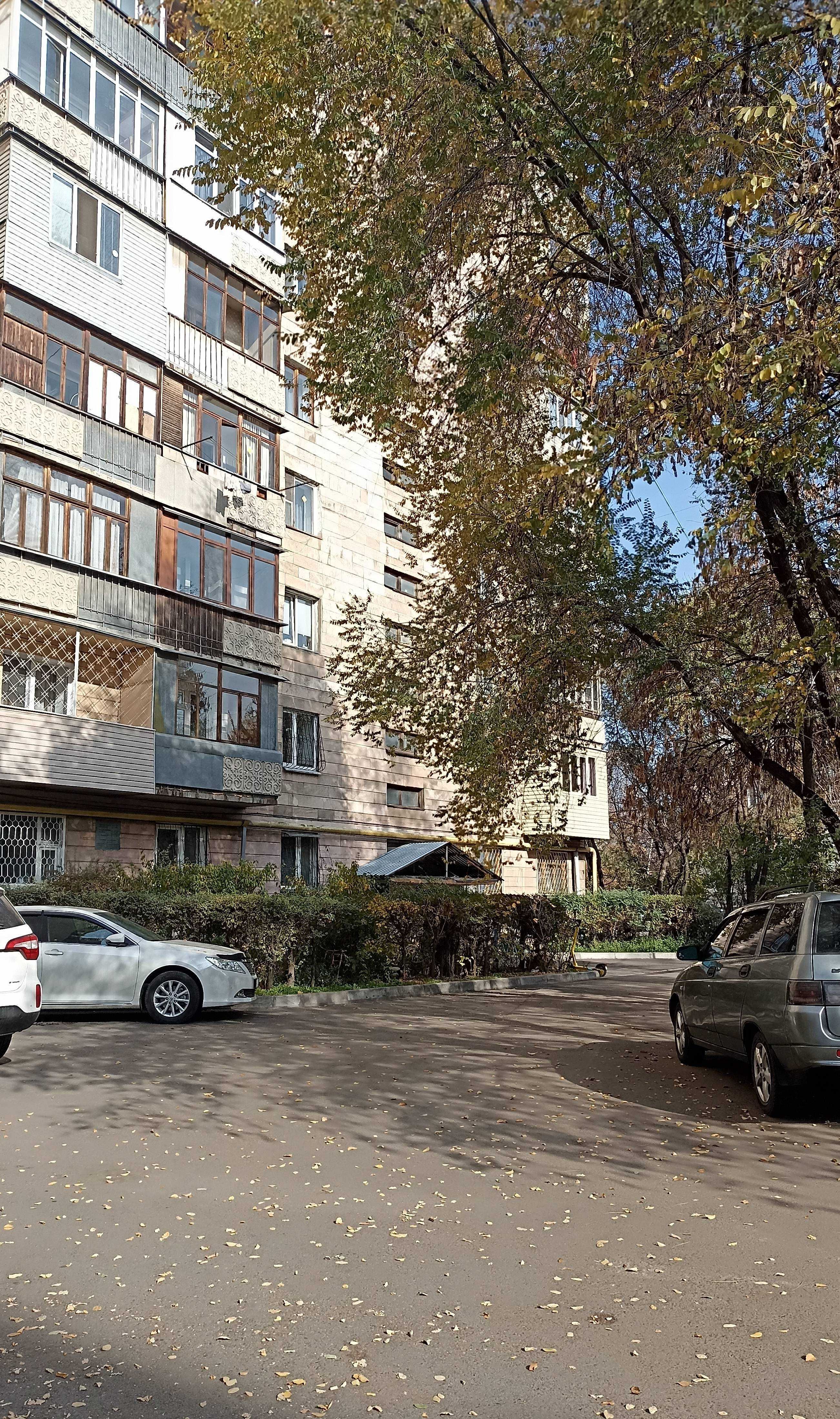Продажа 4 ком квартиры в Алматы