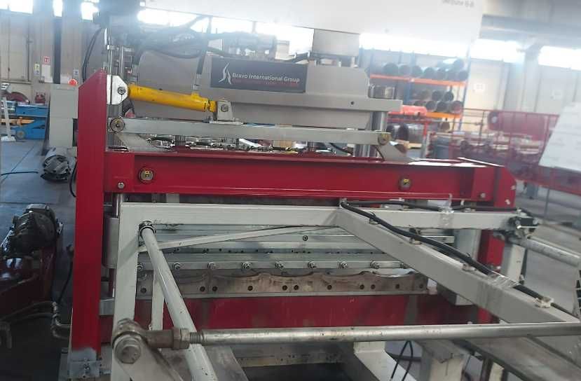 Linie de profilat tablă tip țiglă metalică