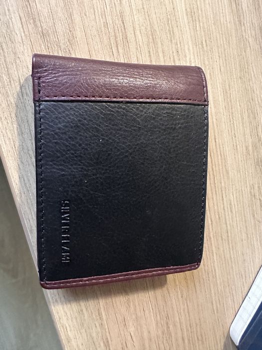 Мъжки кожен портфейл