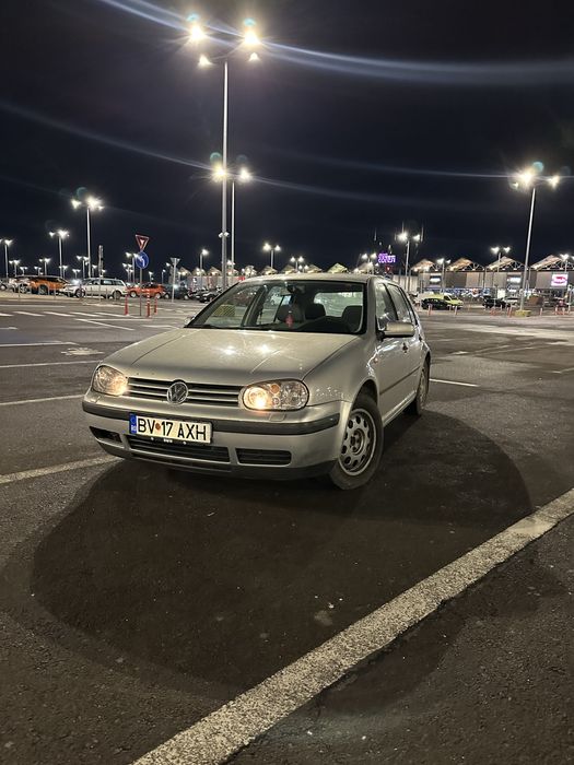 Golf 4 1.6 benzina