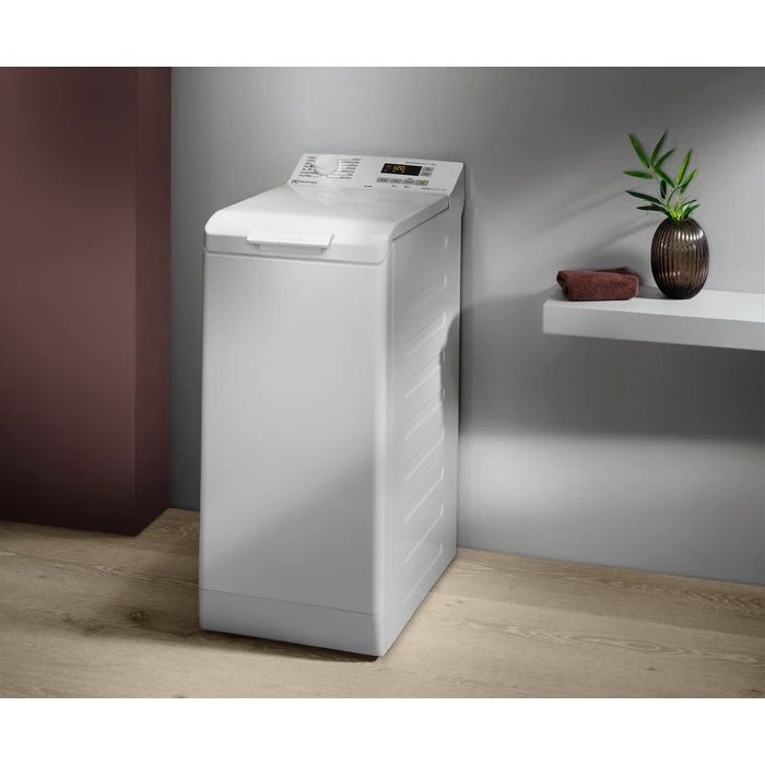Продам стиральнаю машину Вертикал Electrolux