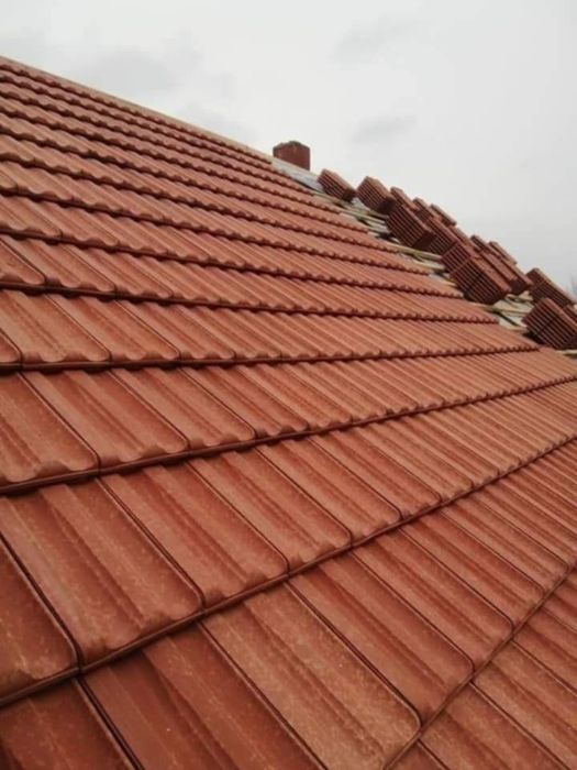 Executam acoperisuri montaj tigla met si ceramica dulgherie etc.