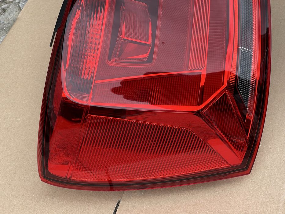 Оригинален ляв стоп VW Polo V 2014/17