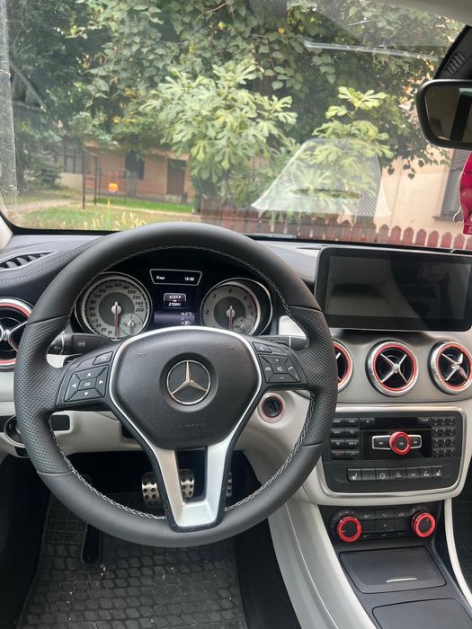 Volane retapitez,îmbrac volane în piele