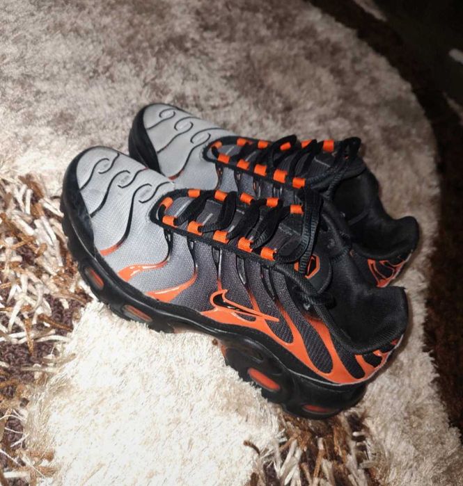 Adidași Nike Air TN