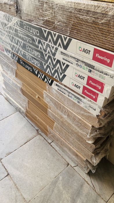 Ламиниран паркет около 27 м2