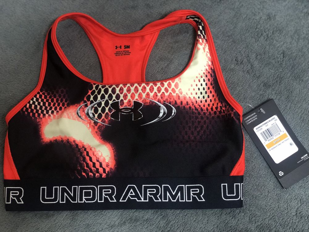 Чисто ново бюстие Under Armour