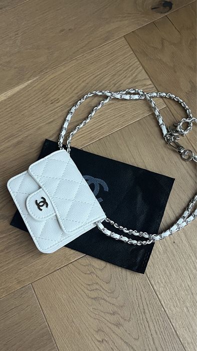 Луксозна мини чантичка Chanel