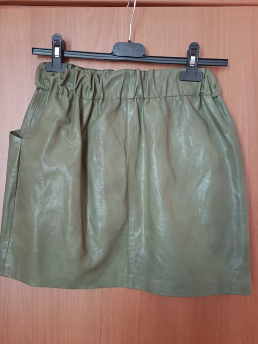 Кожена пола Zara