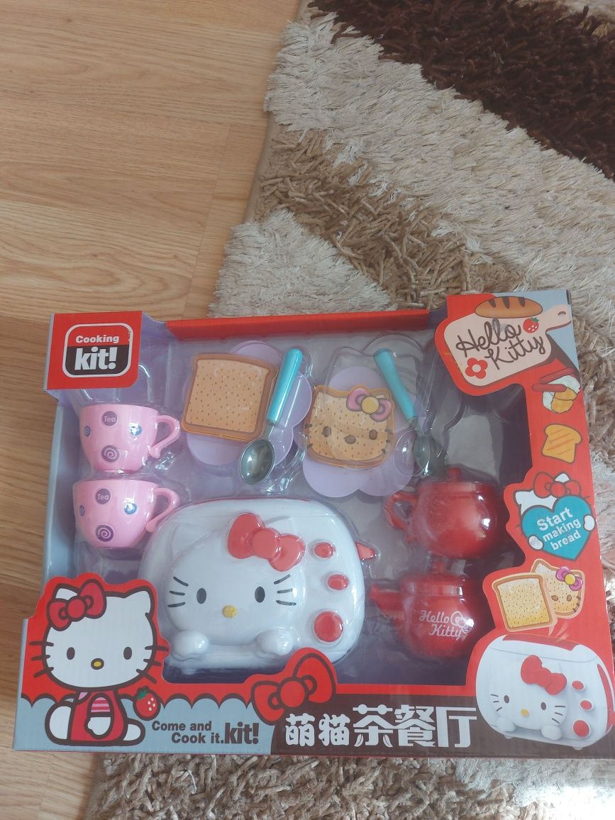 Играчка Детски комплект сервиз Hello Kitty