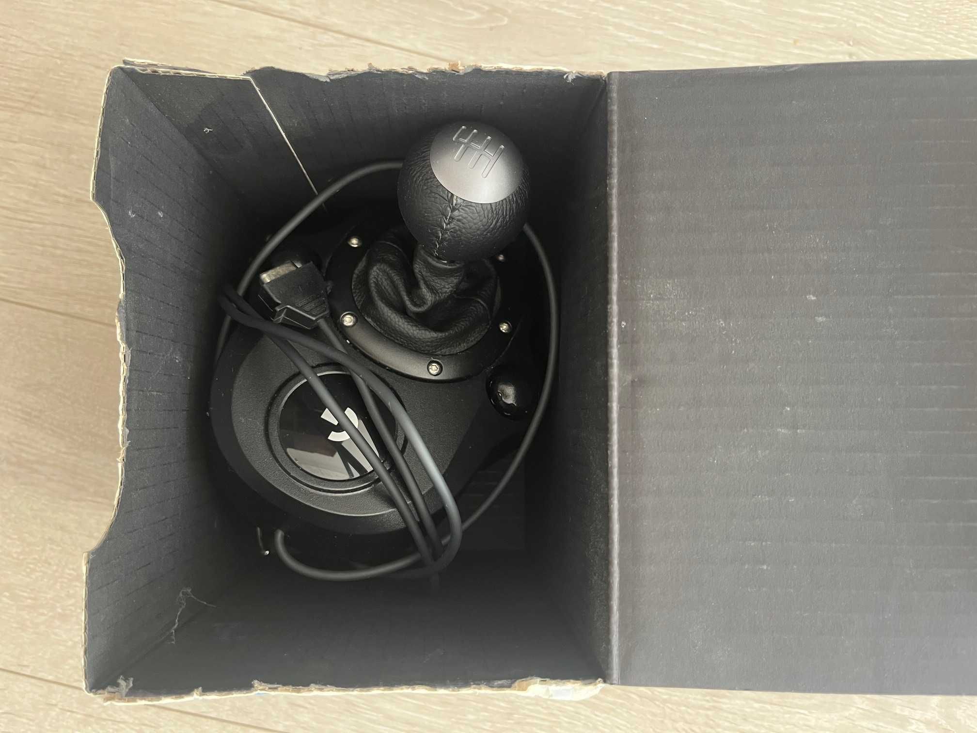 Волан с педали Logitech G29 + shifter Logitech