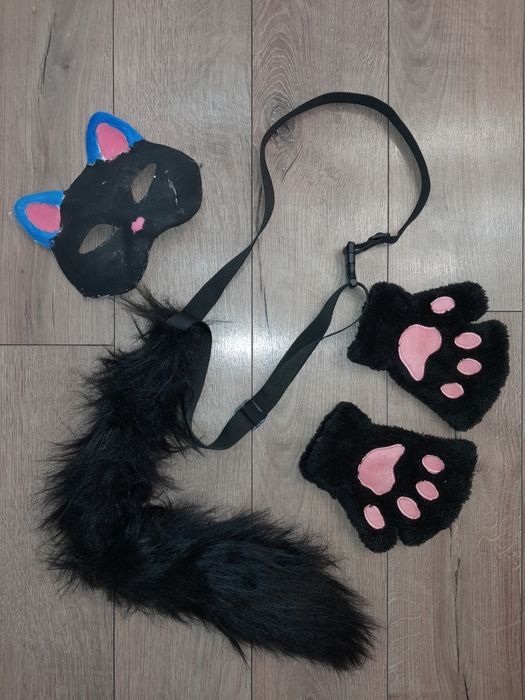 Продам квадробер кводробер человек в маске котенок кошки либо животног