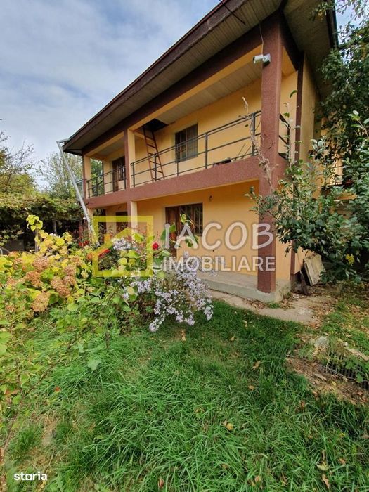 Casa P+1 si 1070 mp teren, loc. Dumbrava - Bacau