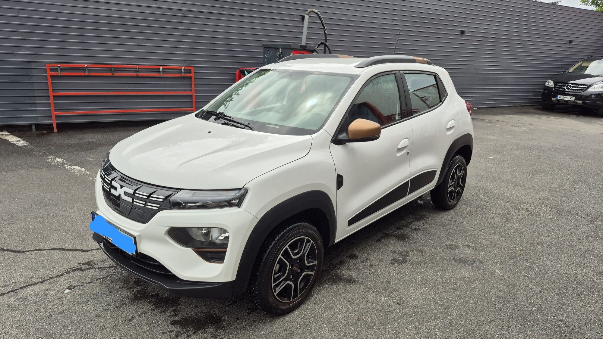 Dacia Spring Extreme 65