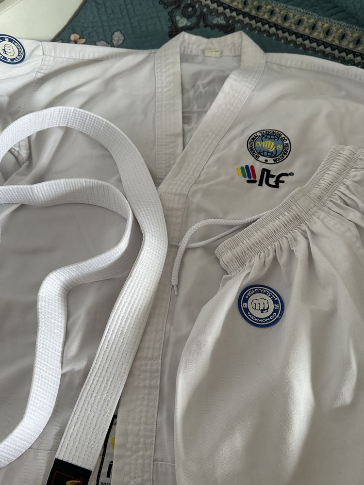 Добок taekwondo itf