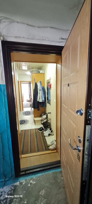 Продам квартиру 3 ком.на кск