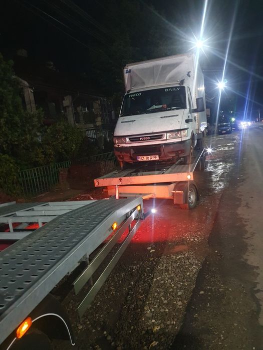 Tractari//Transport auto platforma