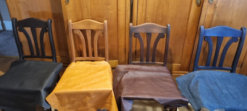 Masa lemn pin, cu 4 scaune