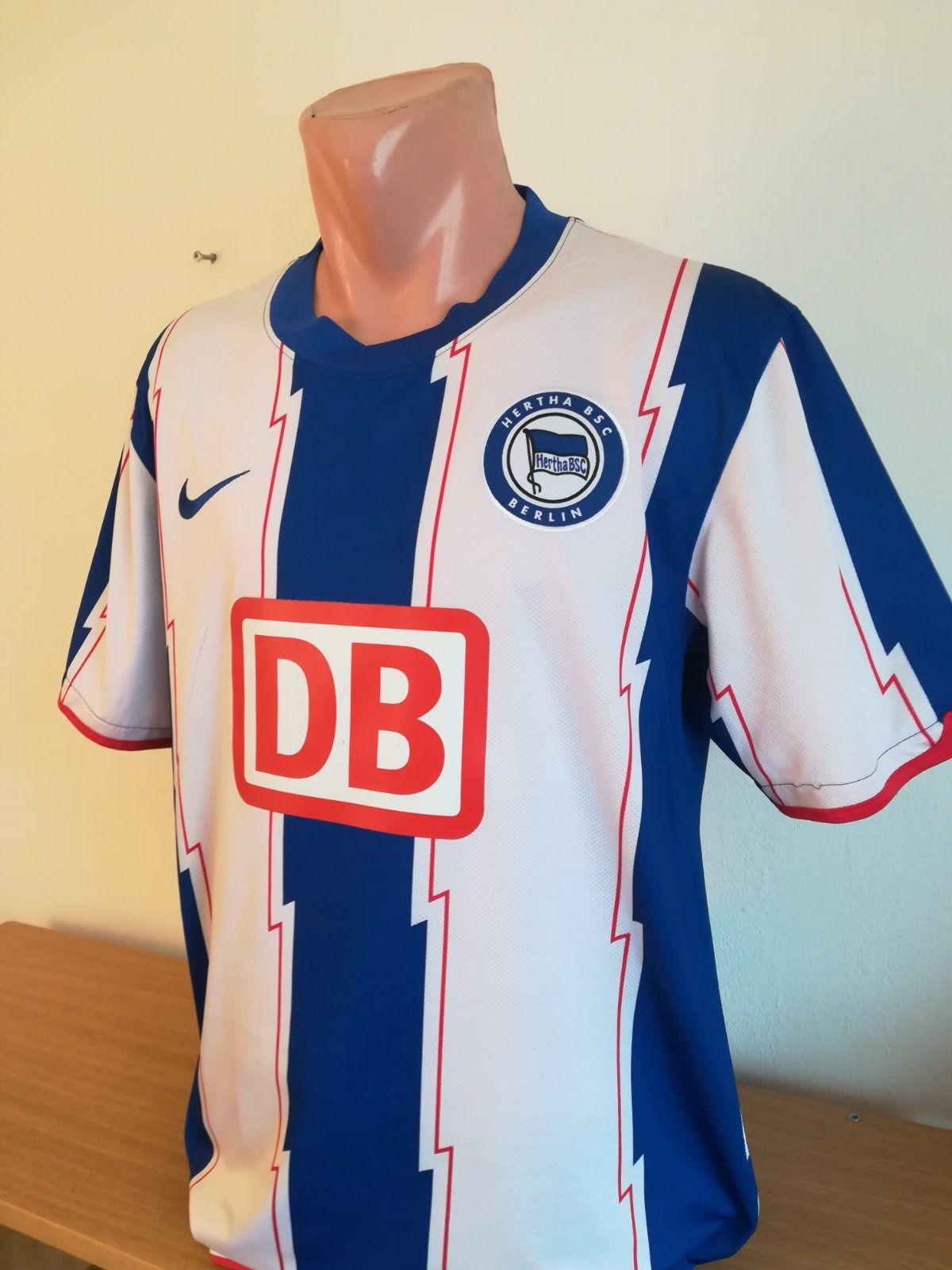 Tricou fotbal de colectie Hertha BSC - Adrian Ramos 9