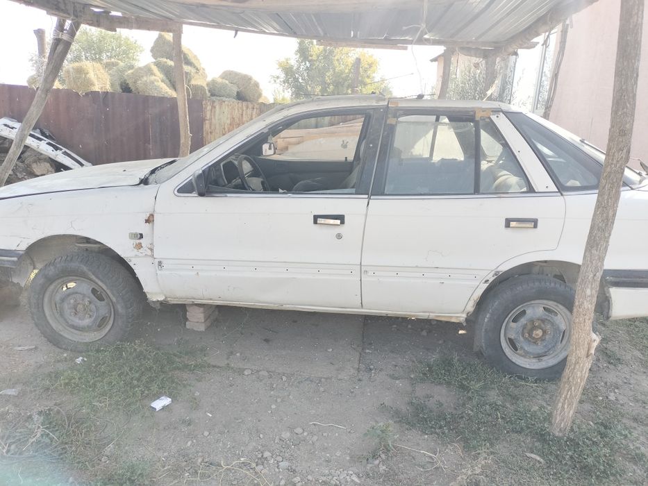 Продам Лансер 1991г цена 350000т