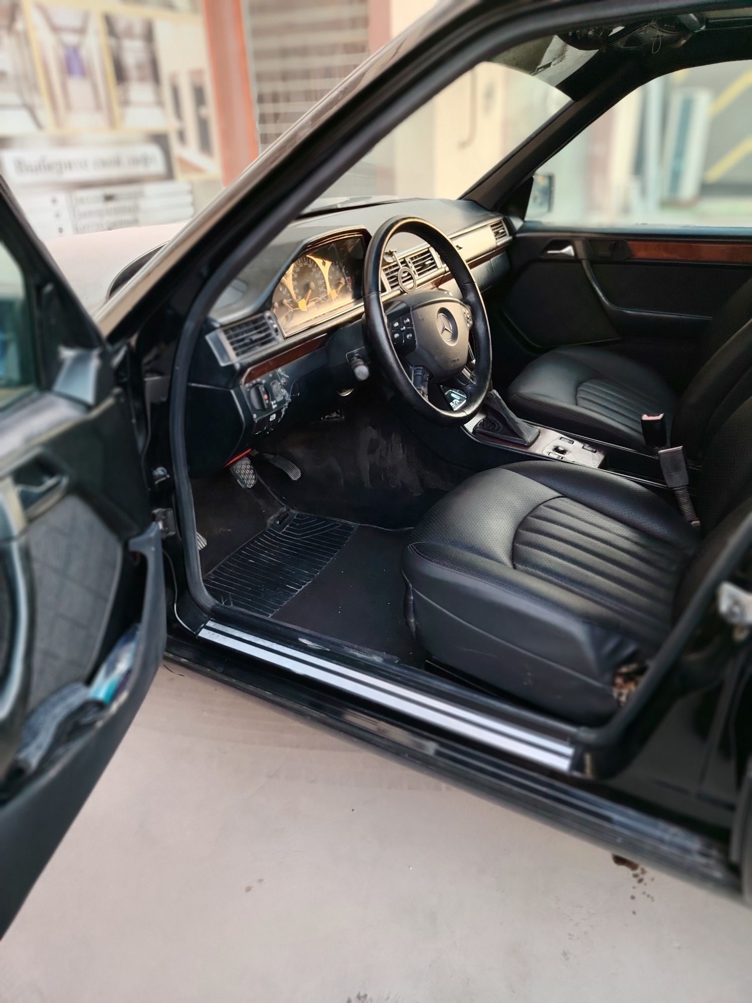 Мерседес w124 4.3l