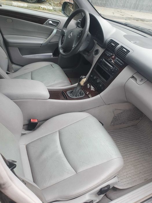 Vand mercedes benz c220 cdi 2003