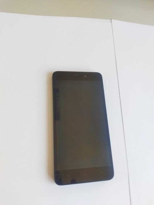 Смартфон Xiaomi Redmi 4A за ремонт или за части