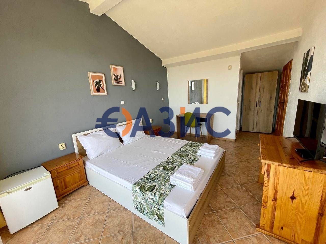 Продава се Хотел в Свети Влас - 812 кв.м за 468 €/кв.м - Снимка #4