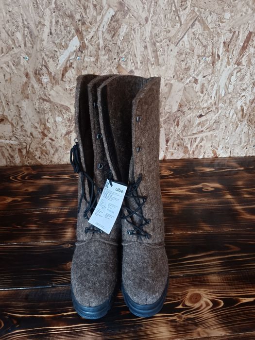 Продам валенки новые