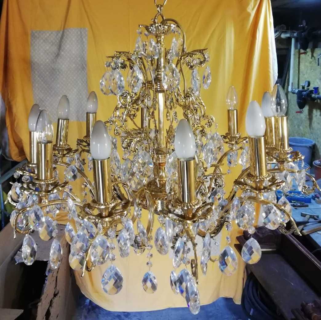 Продам люстру бронзовую