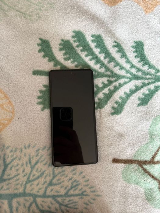 Продам или обменяю POCO F4 GT